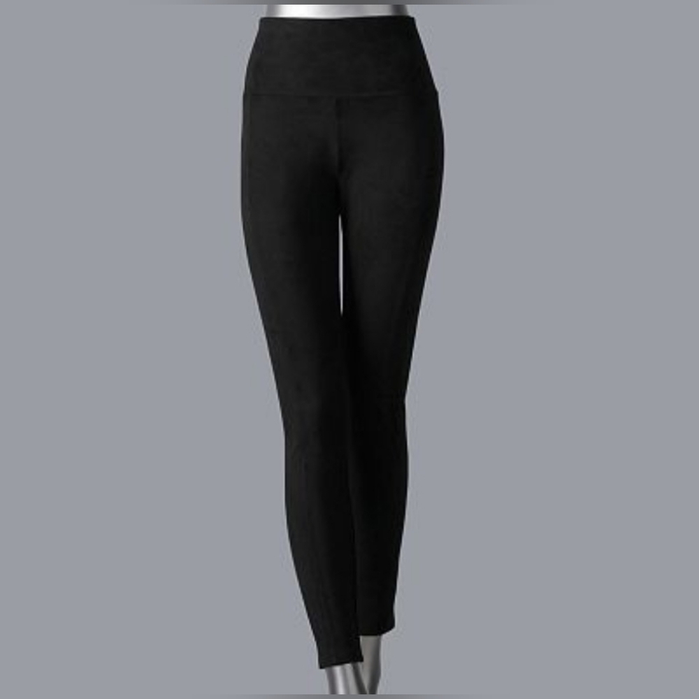 NWT Simply Vera Vera Wang Black suede High Rise leggings size medium